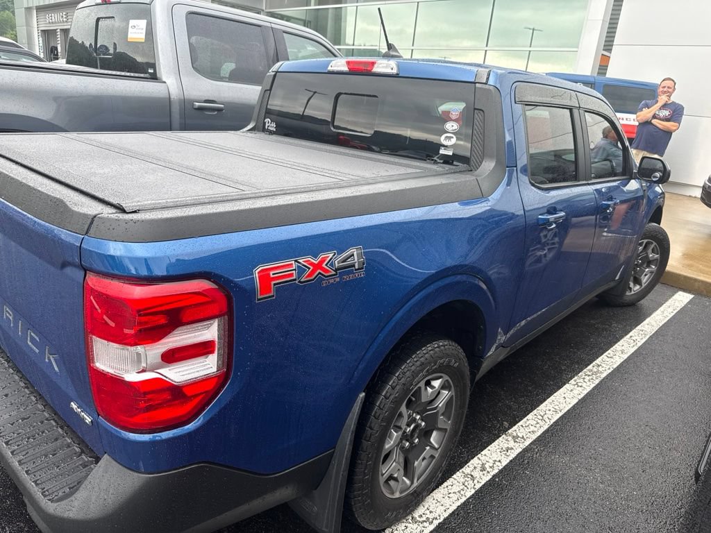 Certified 2024 Ford Maverick Lariat w/ FX4 Off-Road Package AWD/4WD image 4