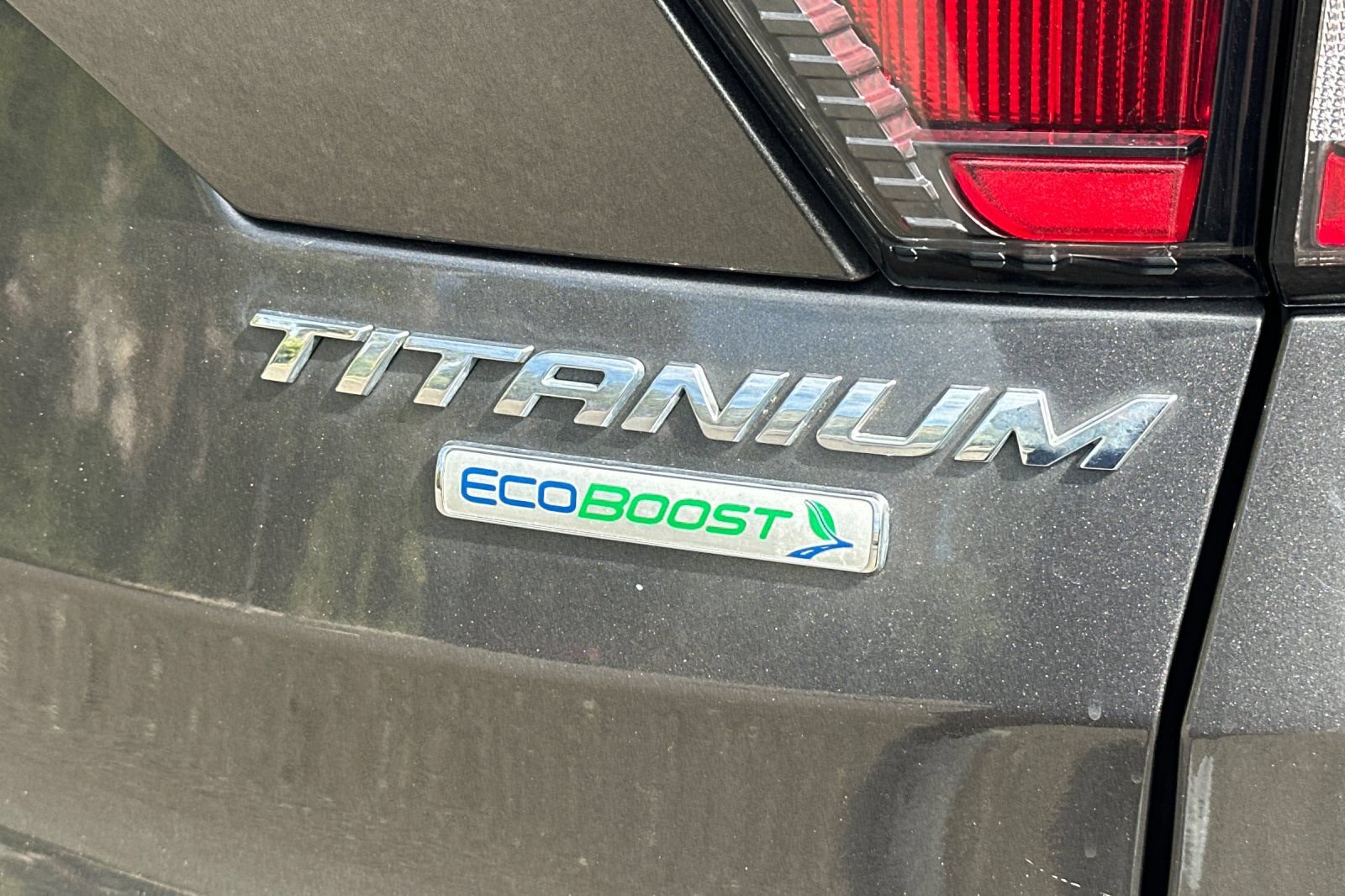 Certified 2018 Ford Escape Titanium FWD image 50