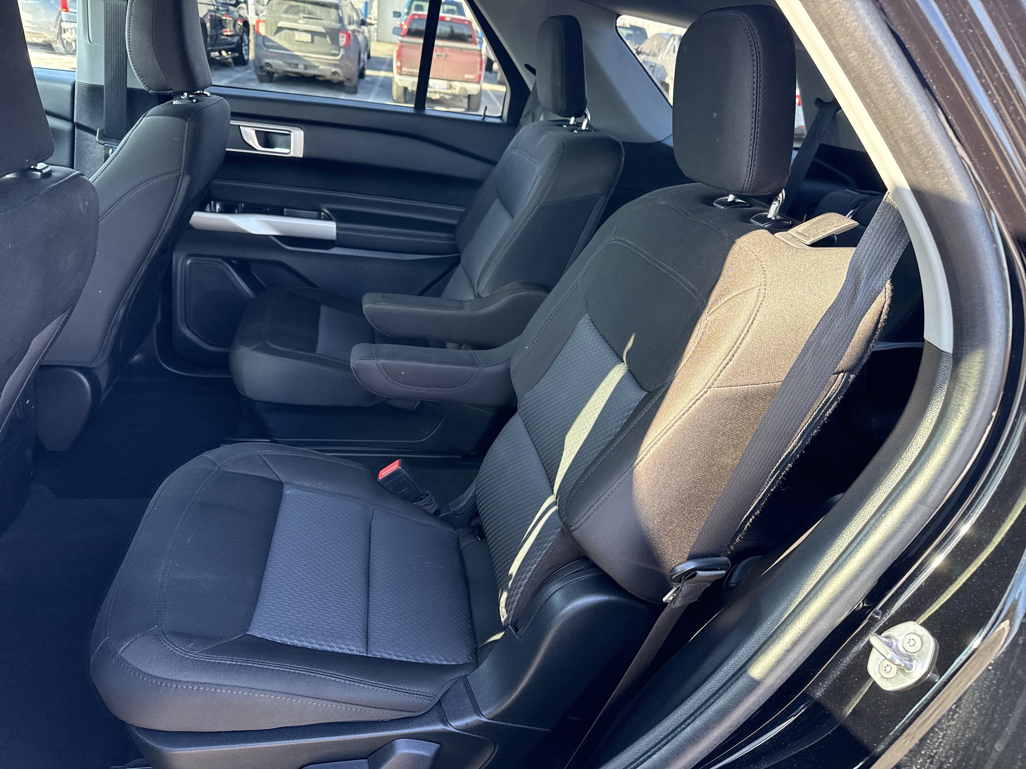 Certified 2023 Ford Explorer XLT w/ Class IV Trailer Tow Package image 15