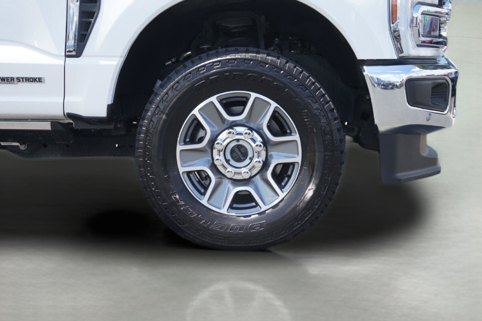 Certified 2024 Ford F250 Lariat w/ Lariat Ultimate Package AWD/4WD image 4