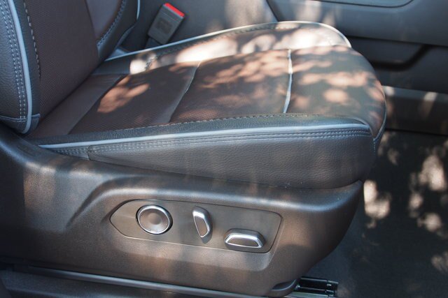Used 2024 GMC Sierra 1500 Denali AWD/4WD image 14