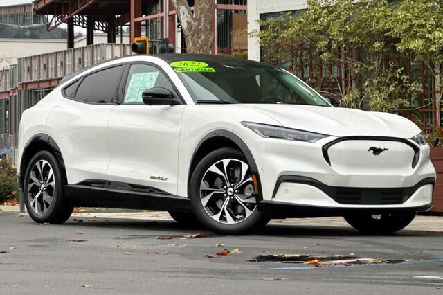 Certified 2022 Ford Mustang Mach-E Premium image 2