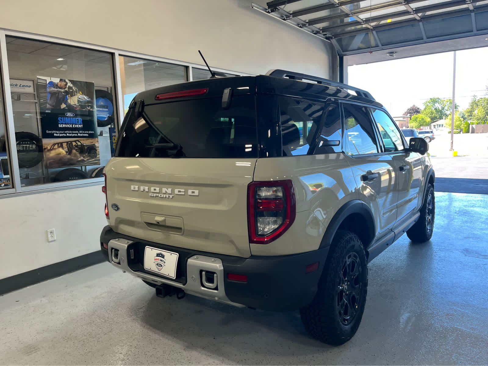 Certified 2025 Ford Bronco Sport Badlands w/ Sasquatch Badlands Package AWD/4WD image 8