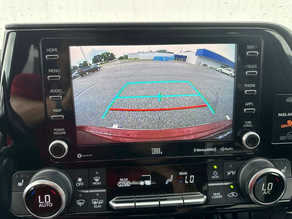 Used 2021 Toyota Highlander XSE AWD/4WD image 47