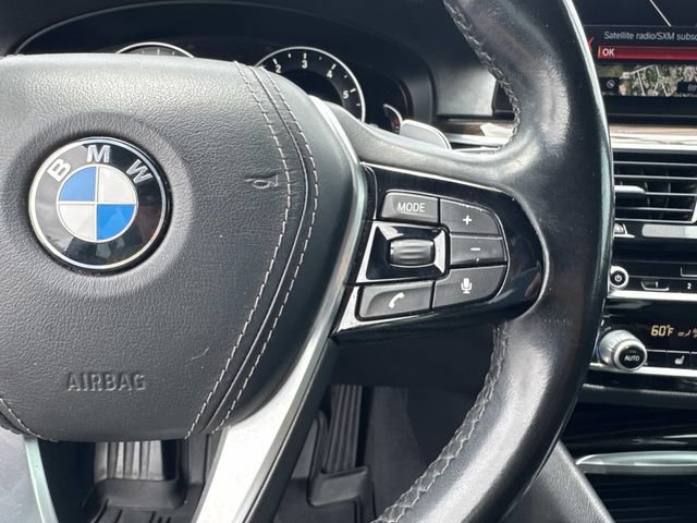 Used 2019 BMW 530i w/ Convenience Package RWD image 24