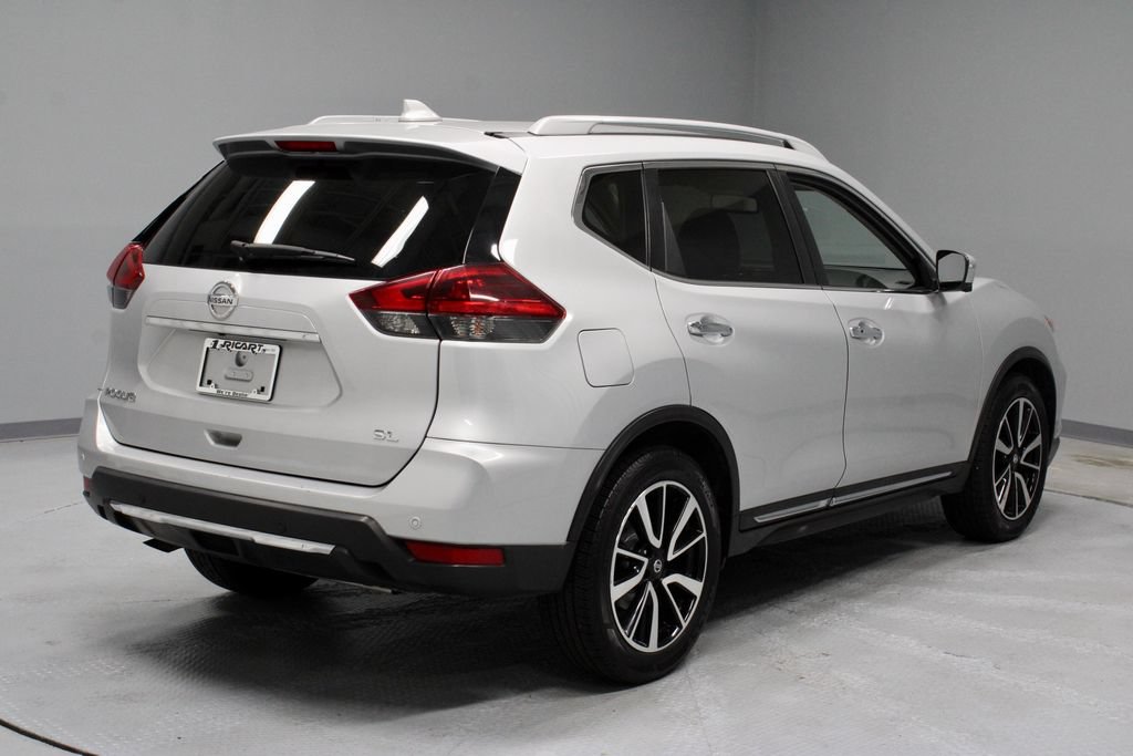 Used 2020 Nissan Rogue SL FWD image 13