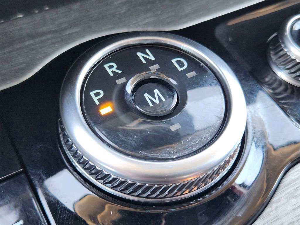 Certified 2025 Ford Expedition Platinum w/ Driver's Package image 31