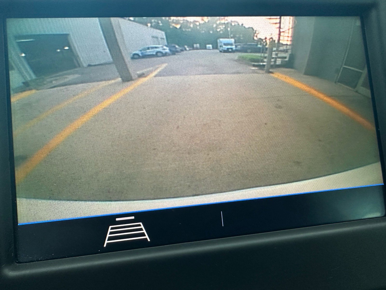 Used 2021 Chevrolet Equinox LS w/ LS Convenience Package FWD image 38