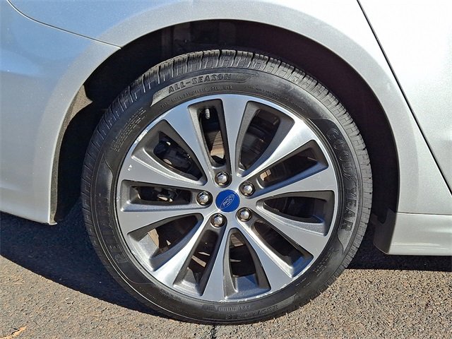 Certified 2019 Ford Fusion SE image 6