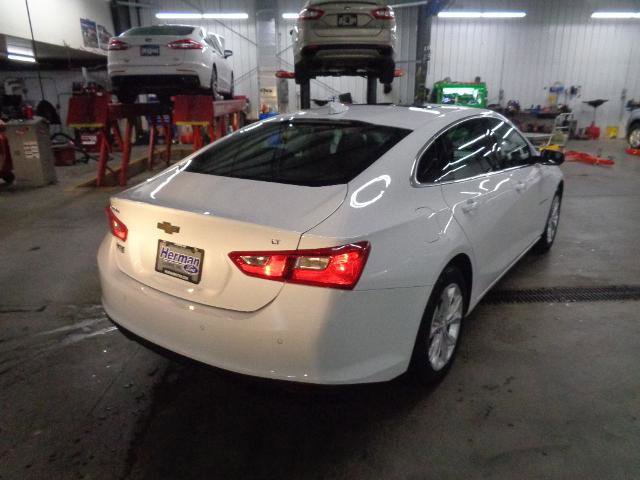 Used 2024 Chevrolet Malibu LT image 4