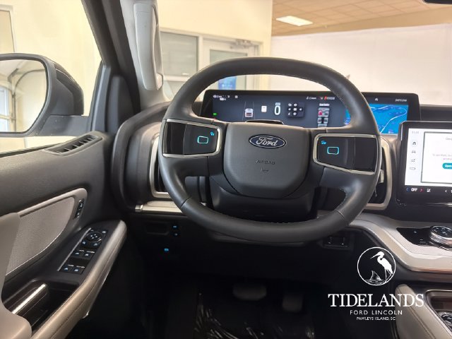 Certified 2025 Ford Expedition Active RWD image 18