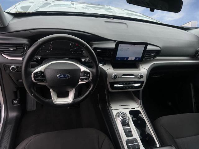 Certified 2023 Ford Explorer XLT RWD image 13