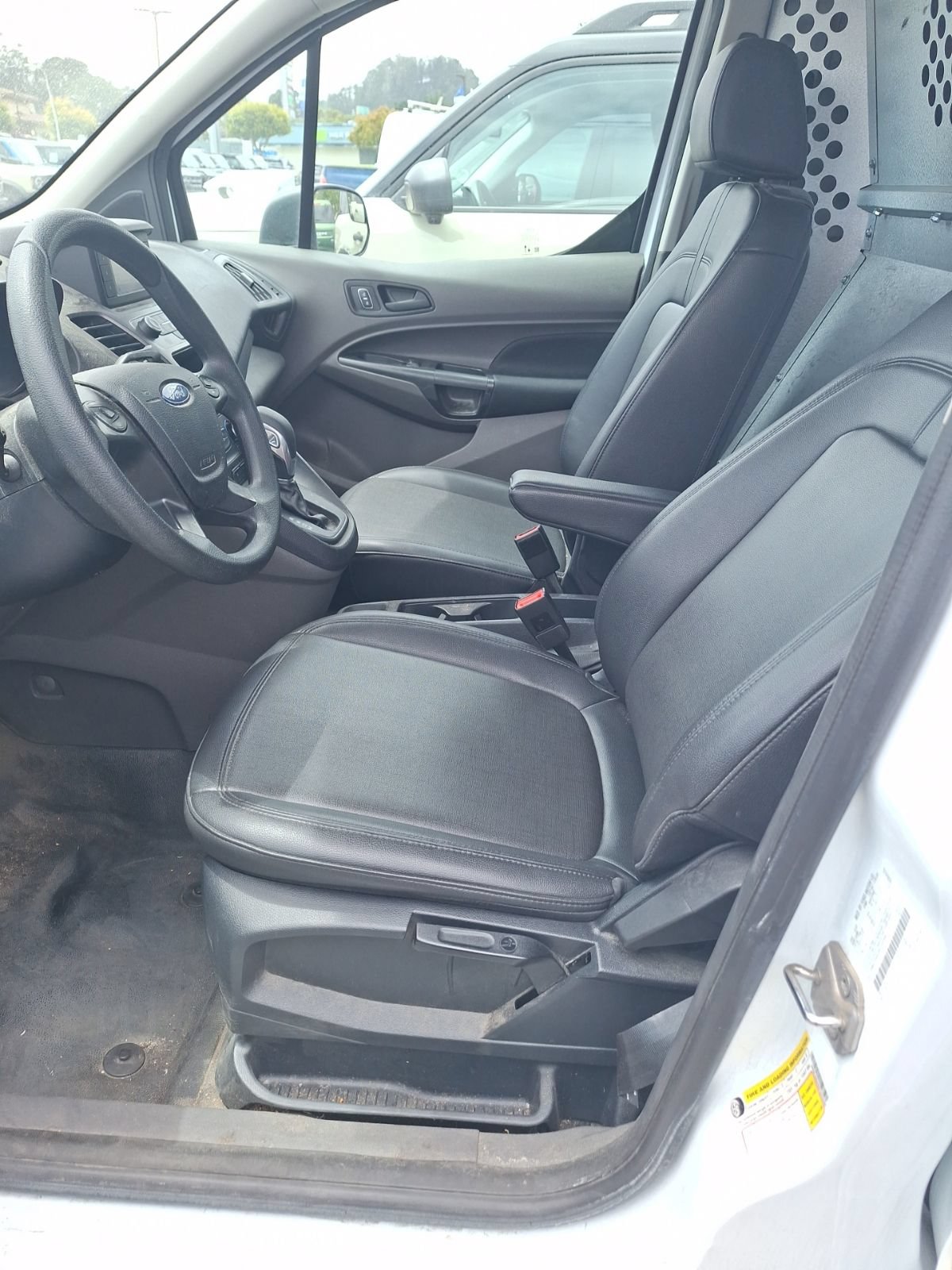 Certified 2022 Ford Transit Connect XL FWD image 11