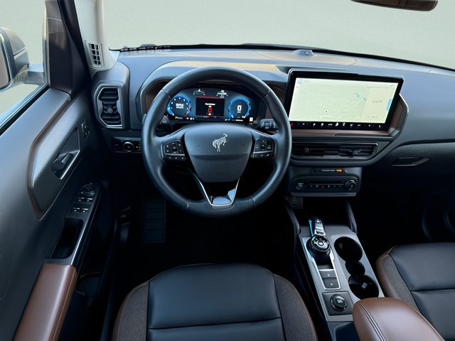 Certified 2025 Ford Bronco Sport Outer Banks w/ Outer Banks Tech Package+ AWD/4WD image 7
