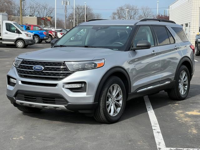 Certified 2020 Ford Explorer XLT w/ Equipment Group 202A image 6