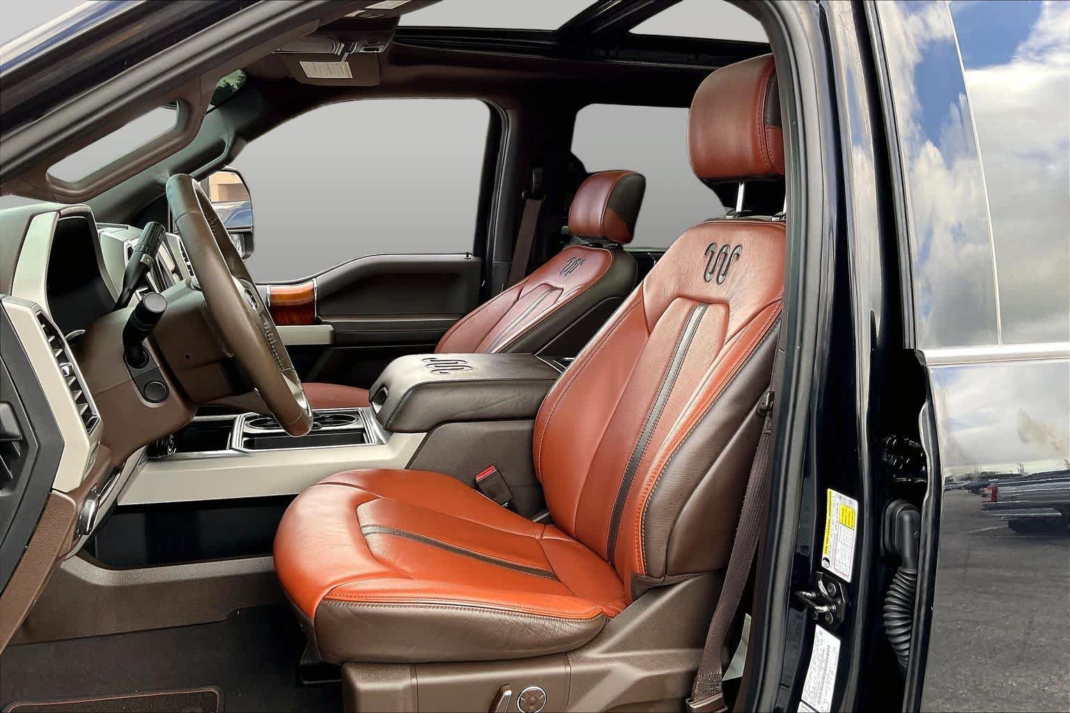 Certified 2020 Ford F250 King Ranch w/ King Ranch Ultimate Package AWD/4WD image 8