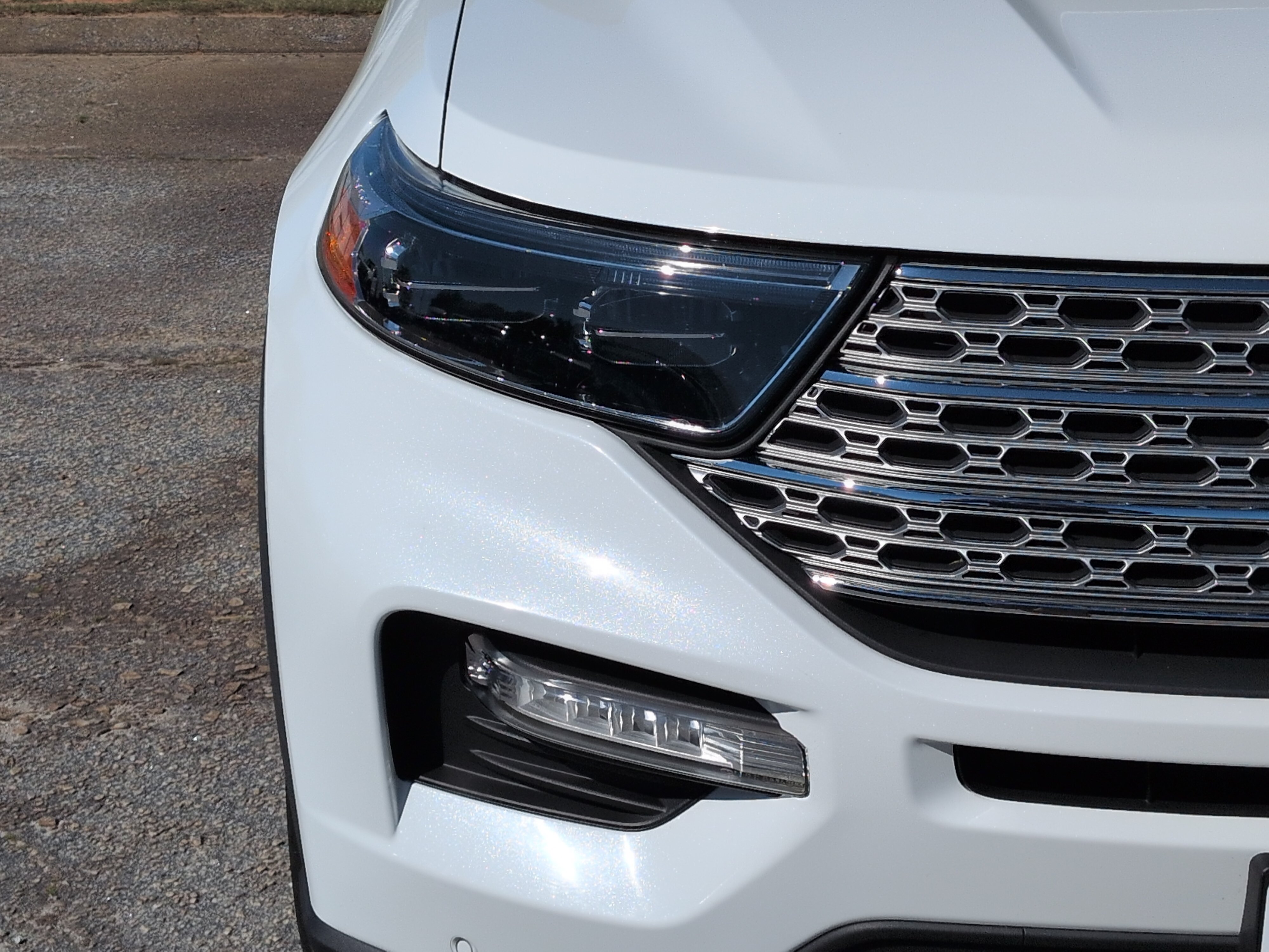 Certified 2020 Ford Explorer Limited RWD image 8