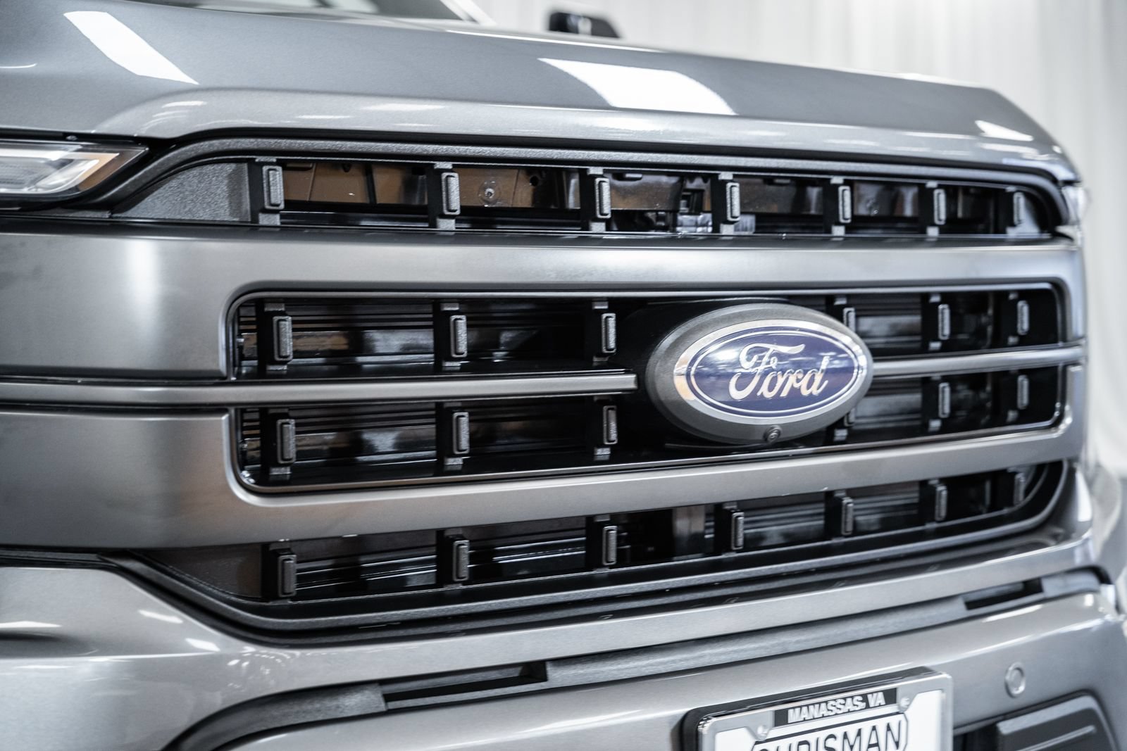 Certified 2023 Ford F150 Lariat w/ Equipment Group 502A High AWD/4WD image 13