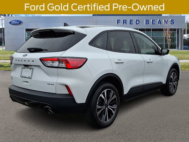 Certified 2022 Ford Escape SE w/ SE Sport Appearance Package image 4