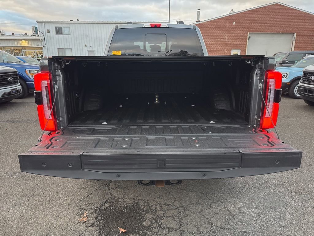 Certified 2023 Ford F350 Platinum w/ FX4 Off-Road Package image 14