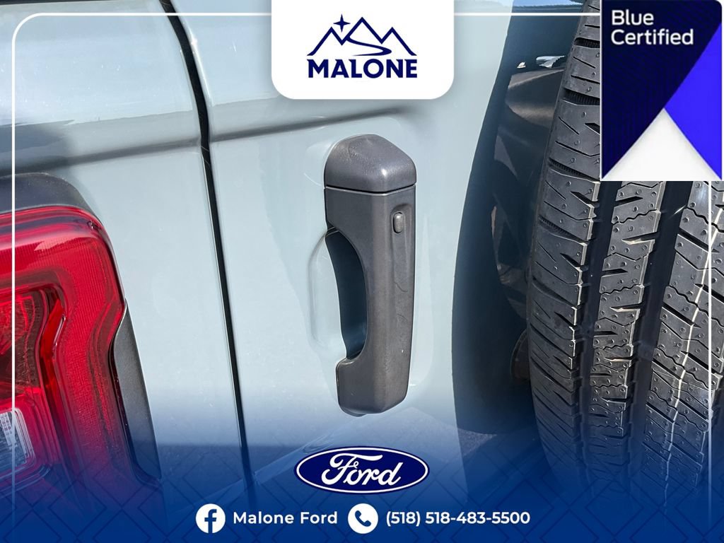 Used 2024 Jeep Wrangler Unlimited Sahara AWD/4WD image 24