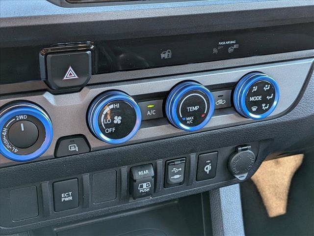 Used 2018 Toyota Tacoma TRD Off-Road AWD/4WD image 15