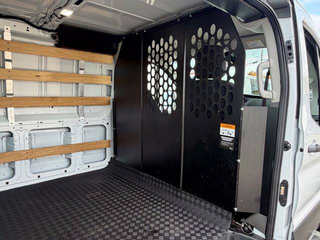 Certified 2025 Ford Transit 250 Low Roof w/ Exterior Upgrade Package RWD image 18