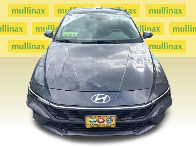 Used 2024 Hyundai Elantra SE FWD image 16