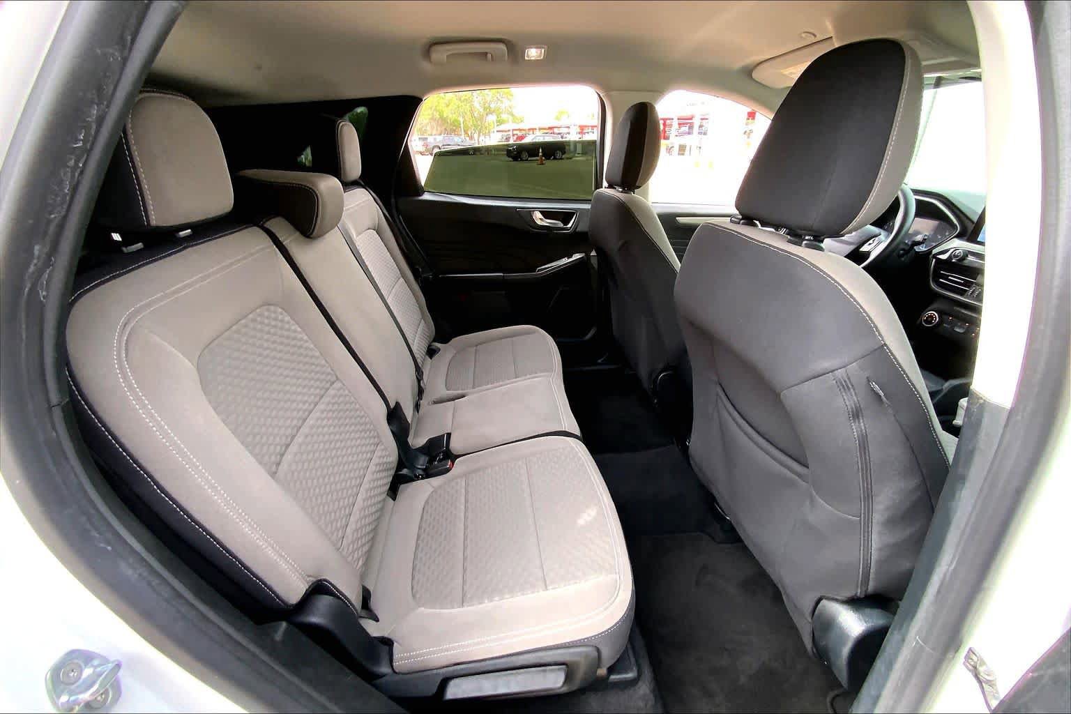 Certified 2021 Ford Escape SE FWD image 20