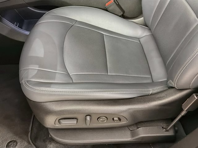Used 2023 Buick Enclave Premium w/ Experience Buick Package FWD image 24
