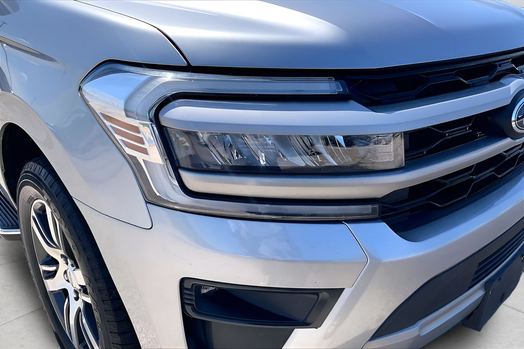 Certified 2022 Ford Expedition XLT RWD image 35