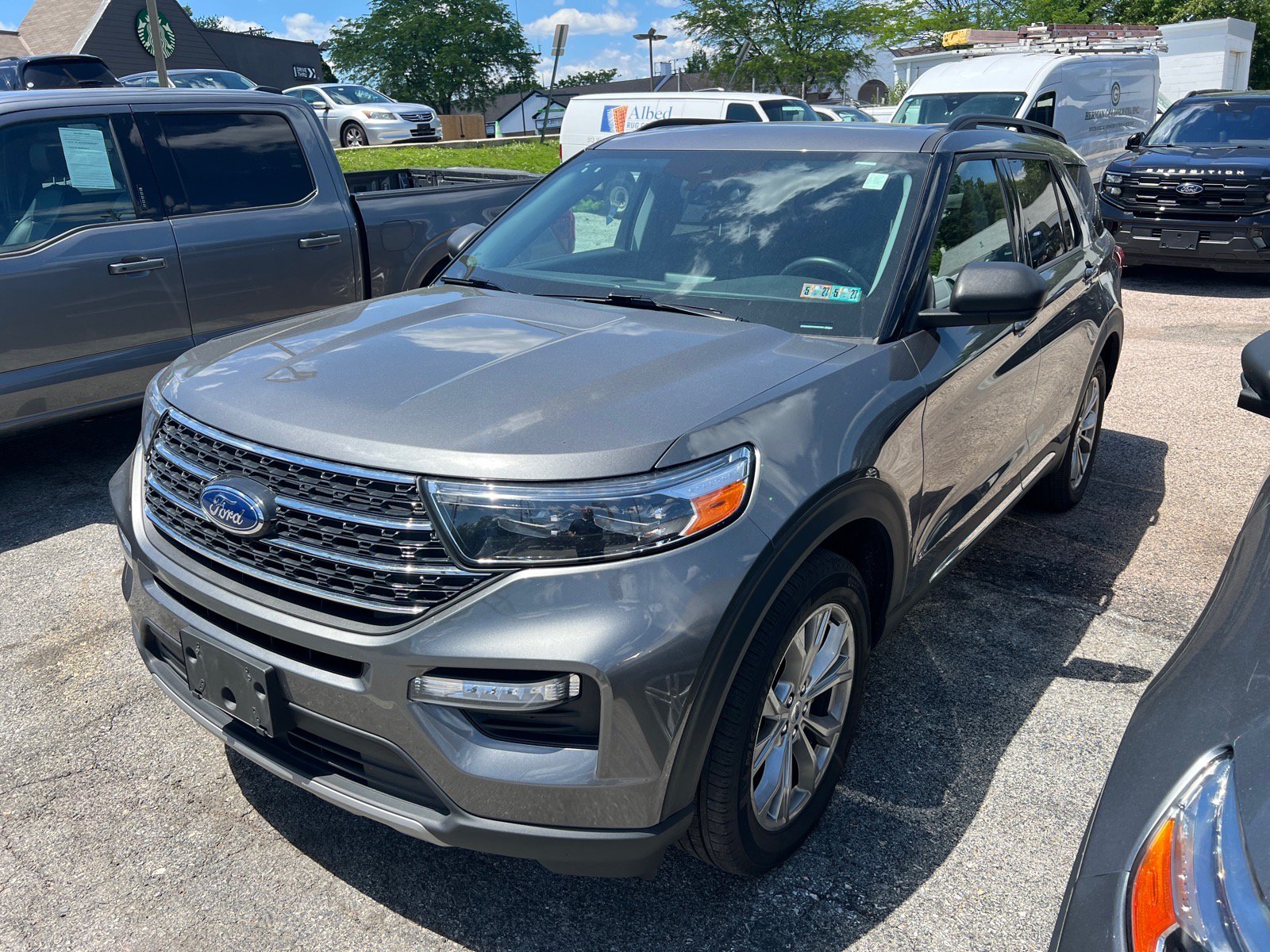 Certified 2023 Ford Explorer XLT w/ Equipment Group 202A AWD/4WD image 10