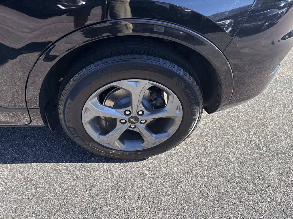 Certified 2023 Ford Escape ST-Line AWD/4WD image 13