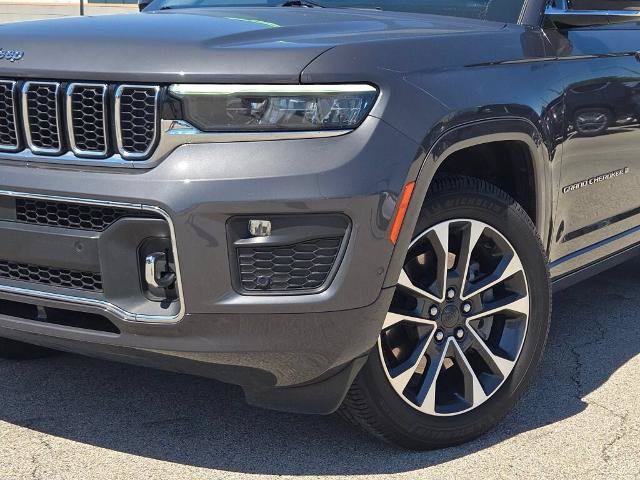 Used 2021 Jeep Grand Cherokee L Overland w/ Luxury Tech Group IV AWD/4WD image 3