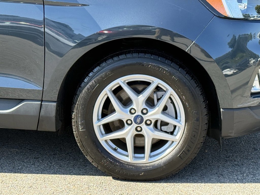 Certified 2022 Ford Edge SEL w/ Convenience Package image 10
