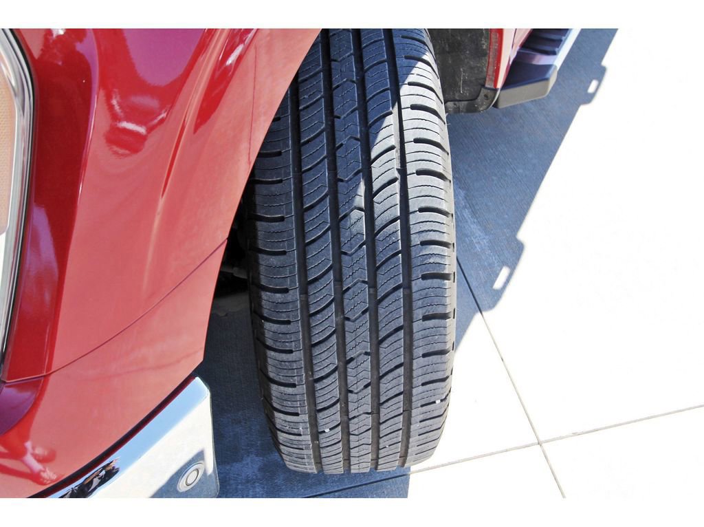 Certified 2021 Ford F150 Lariat w/ Equipment Group 502A High image 28