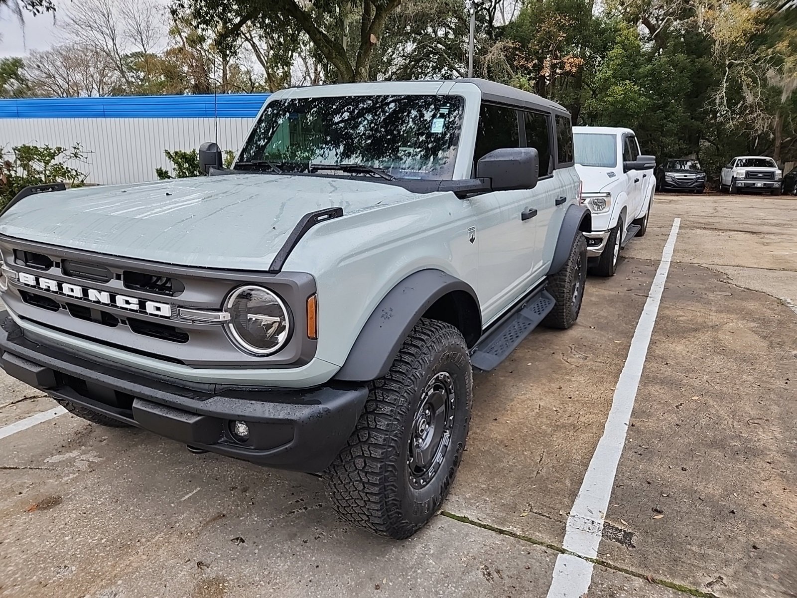 Certified 2024 Ford Bronco Big Bend image 2