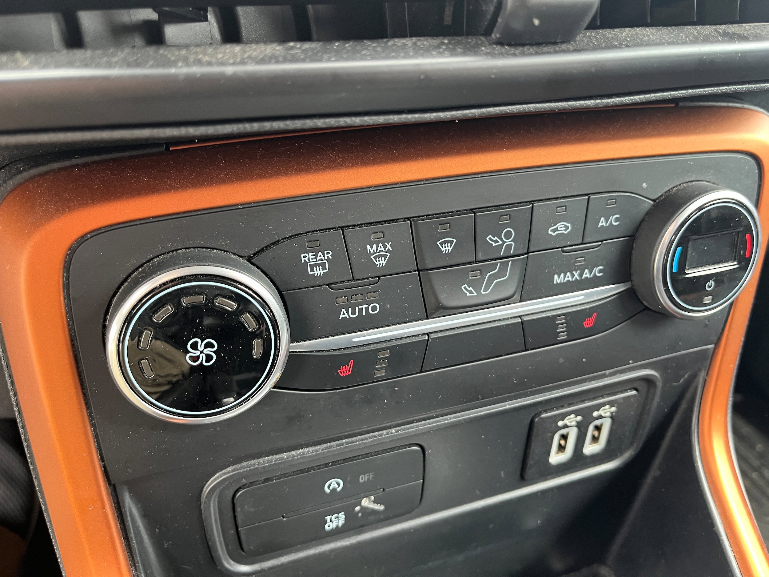 Certified 2018 Ford EcoSport SES AWD/4WD image 13