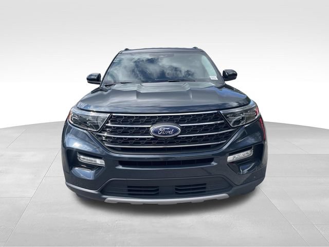 Certified 2024 Ford Explorer XLT w/ Equipment Group 202A AWD/4WD image 9
