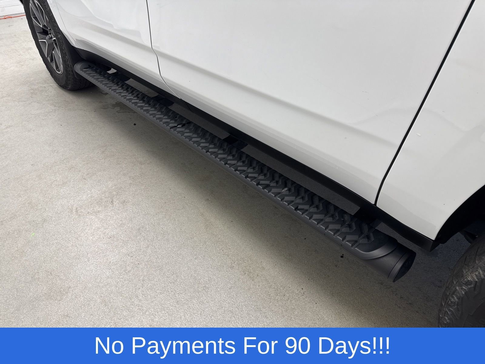 Used 2023 Chevrolet Suburban Z71 w/ Luxury Package image 9