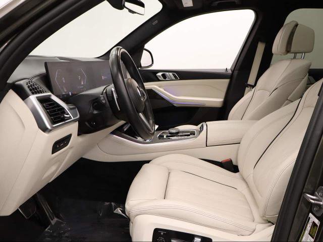 Used 2024 BMW X5 xDrive40i w/ M Sport Package image 36