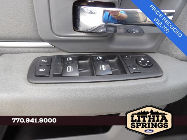Used 2019 RAM 1500 Classic SLT AWD/4WD image 29