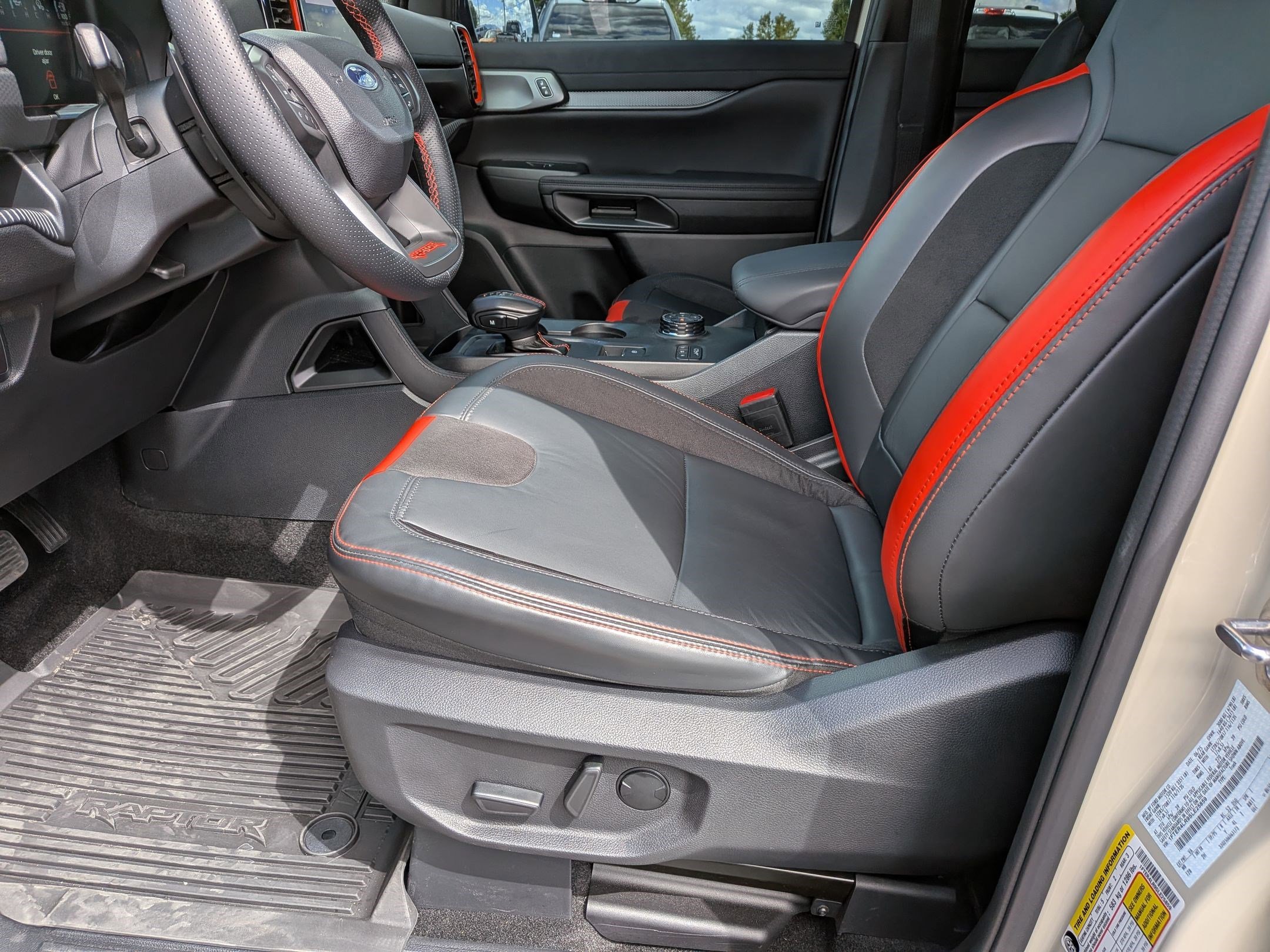 Certified 2025 Ford Ranger Raptor image 17