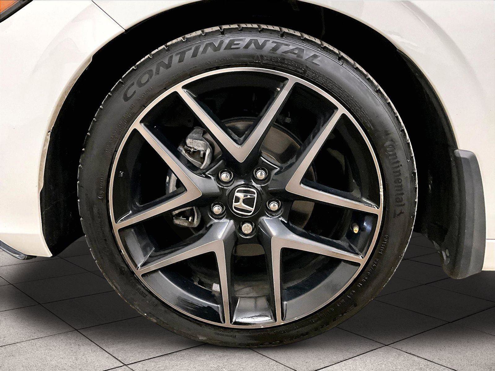 Used 2022 Honda Civic Sport Touring image 8
