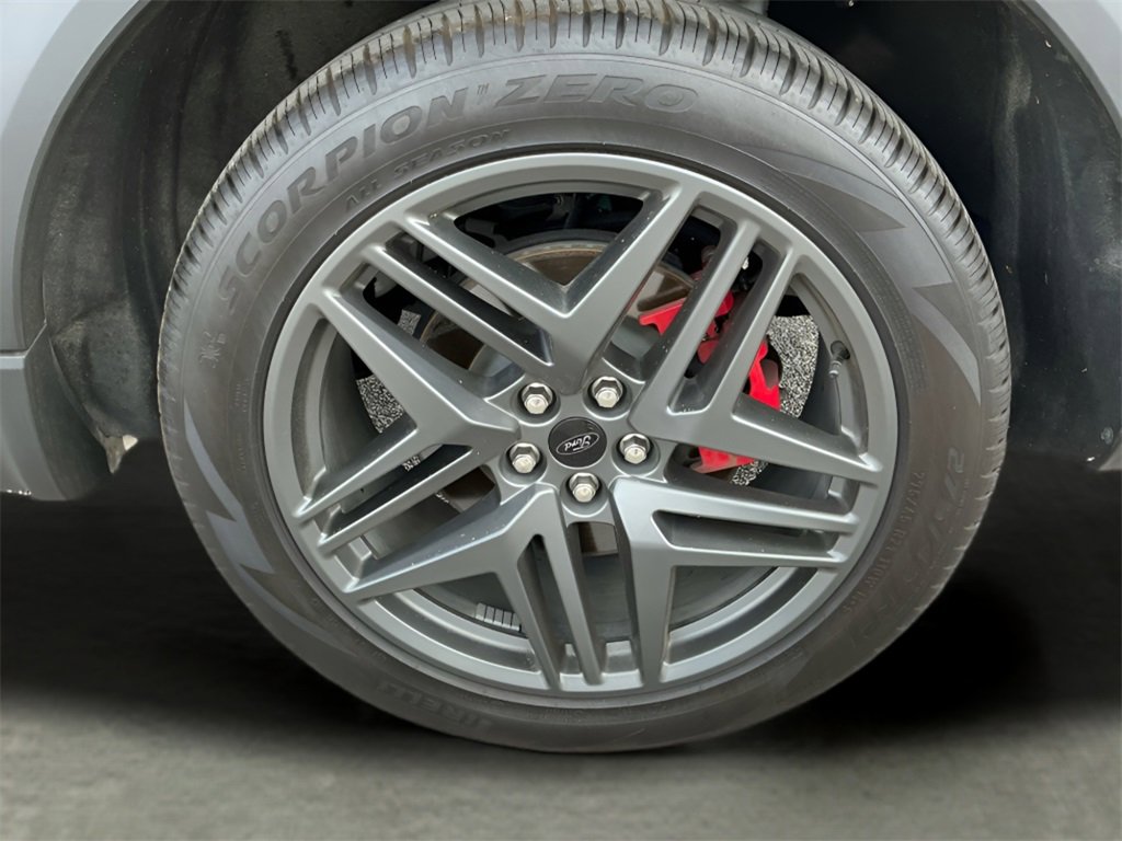 Certified 2025 Ford Explorer ST-Line w/ ST-Line Street Pack image 15