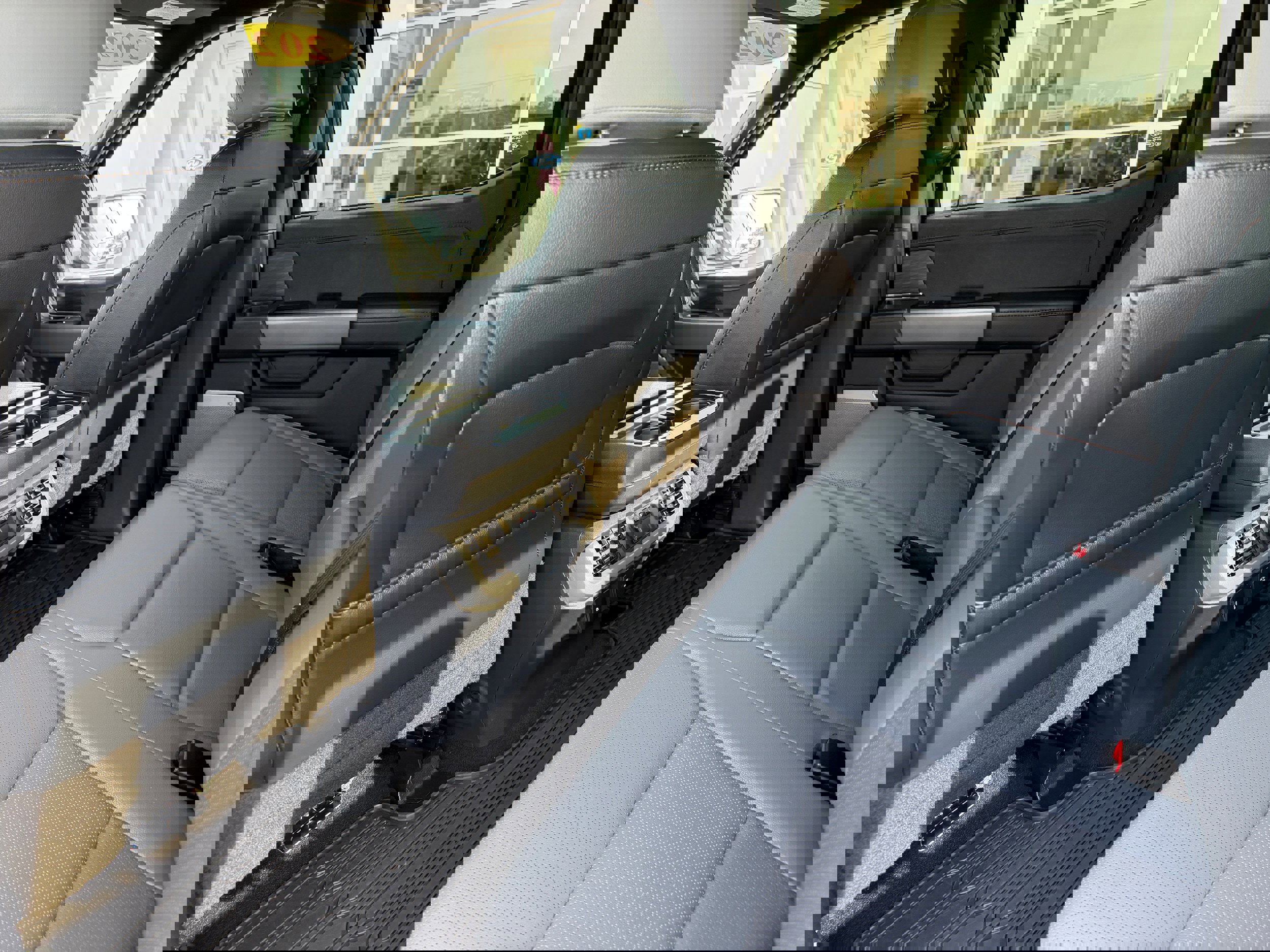 Certified 2024 Ford F150 Lightning Lariat image 11