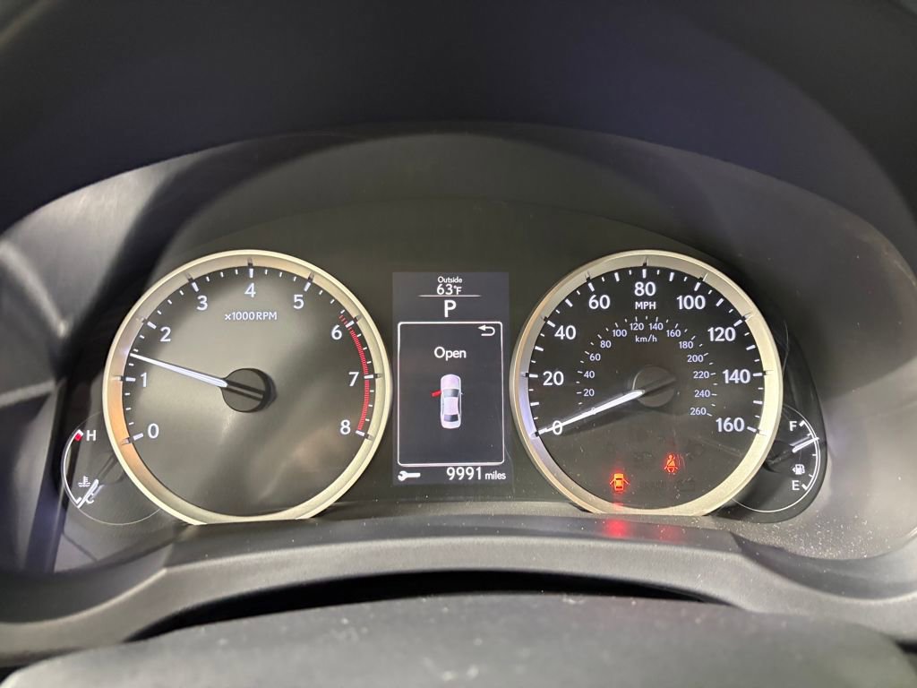 Used 2016 Lexus IS 200t image 17