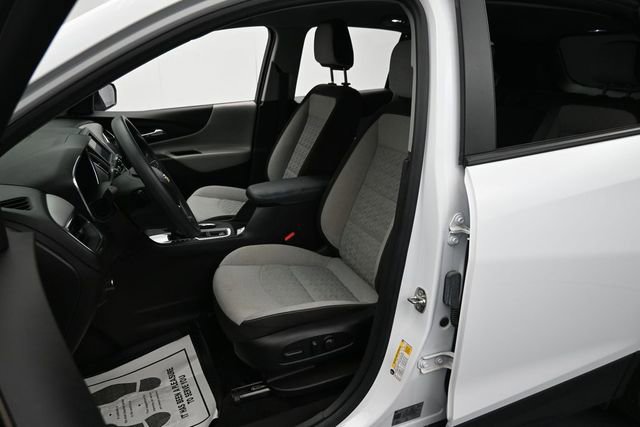 Used 2024 Chevrolet Equinox LS w/ LS Convenience Package FWD image 11