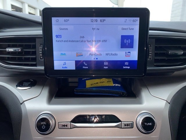 Certified 2022 Ford Explorer XLT w/ Equipment Group 202A image 11