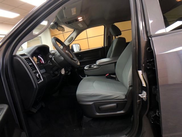 Used 2018 RAM 2500 Tradesman w/ Chrome Appearance Group image 10
